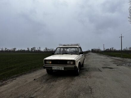 Білий ВАЗ 2105, об'ємом двигуна 1.2 л та пробігом 999 тис. км за 544 $, фото 1 на Automoto.ua
