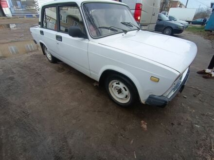 Белый ВАЗ 2105, объемом двигателя 1.45 л и пробегом 138 тыс. км за 799 $, фото 1 на Automoto.ua