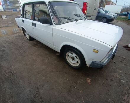 Белый ВАЗ 2105, объемом двигателя 1.45 л и пробегом 138 тыс. км за 799 $, фото 1 на Automoto.ua