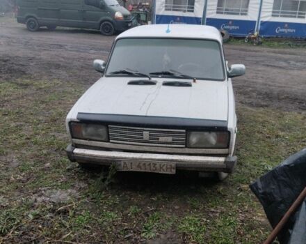 Белый ВАЗ 2105, объемом двигателя 1.5 л и пробегом 100 тыс. км за 449 $, фото 1 на Automoto.ua
