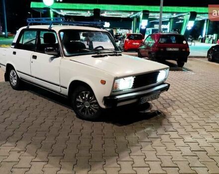 Белый ВАЗ 2105, объемом двигателя 1.45 л и пробегом 200 тыс. км за 650 $, фото 1 на Automoto.ua