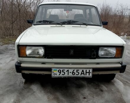 Білий ВАЗ 2105, об'ємом двигуна 1.5 л та пробігом 125 тис. км за 1050 $, фото 1 на Automoto.ua