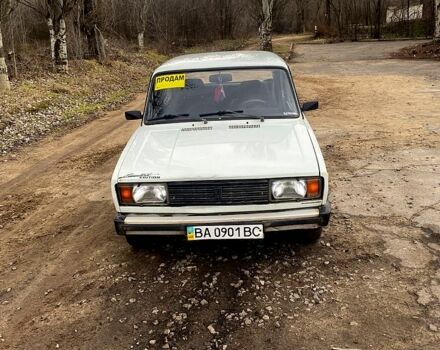 Белый ВАЗ 2105, объемом двигателя 1.5 л и пробегом 150 тыс. км за 1200 $, фото 1 на Automoto.ua
