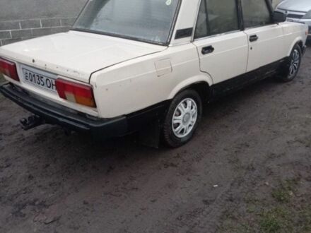 Белый ВАЗ 2105, объемом двигателя 1.3 л и пробегом 115 тыс. км за 300 $, фото 1 на Automoto.ua