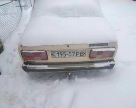 Білий ВАЗ 2105, об'ємом двигуна 1.5 л та пробігом 256 тис. км за 278 $, фото 1 на Automoto.ua