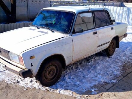 Белый ВАЗ 2105, объемом двигателя 1.5 л и пробегом 0 тыс. км за 800 $, фото 1 на Automoto.ua