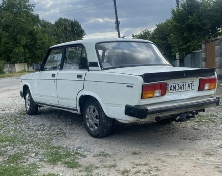 Белый ВАЗ 2105, объемом двигателя 1.6 л и пробегом 25 тыс. км за 650 $, фото 1 на Automoto.ua