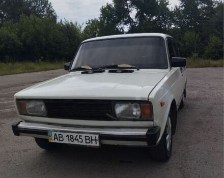 Белый ВАЗ 2105, объемом двигателя 1.3 л и пробегом 70 тыс. км за 1000 $, фото 1 на Automoto.ua