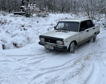 Белый ВАЗ 2105, объемом двигателя 0 л и пробегом 255 тыс. км за 550 $, фото 1 на Automoto.ua