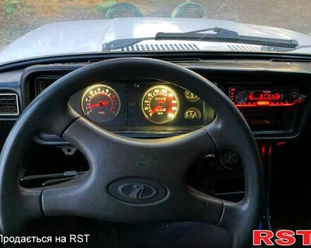 Белый ВАЗ 2105, объемом двигателя 1.5 л и пробегом 0 тыс. км за 350 $, фото 1 на Automoto.ua