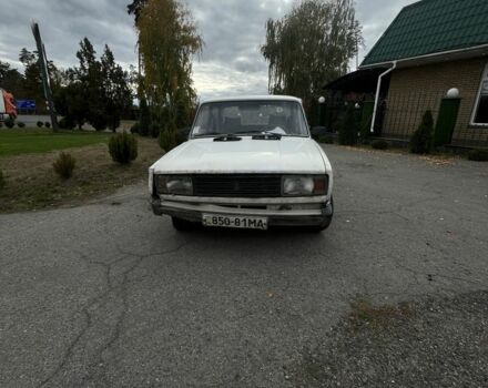 Белый ВАЗ 2105, объемом двигателя 1.5 л и пробегом 100 тыс. км за 400 $, фото 1 на Automoto.ua
