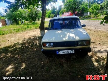 Белый ВАЗ 2105, объемом двигателя 1.5 л и пробегом 0 тыс. км за 1350 $, фото 1 на Automoto.ua