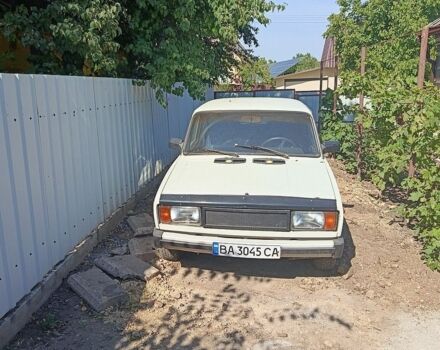Білий ВАЗ 2105, об'ємом двигуна 1.5 л та пробігом 100 тис. км за 599 $, фото 1 на Automoto.ua