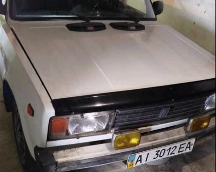 Белый ВАЗ 2105, объемом двигателя 1.5 л и пробегом 1000 тыс. км за 750 $, фото 1 на Automoto.ua