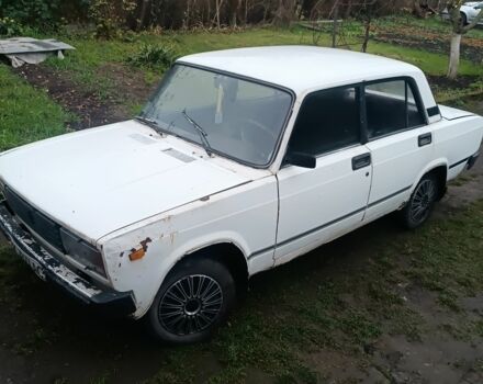 Белый ВАЗ 2105, объемом двигателя 0 л и пробегом 350 тыс. км за 350 $, фото 1 на Automoto.ua