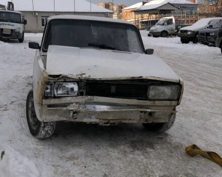 Білий ВАЗ 2105, об'ємом двигуна 1.5 л та пробігом 1000 тис. км за 346 $, фото 1 на Automoto.ua