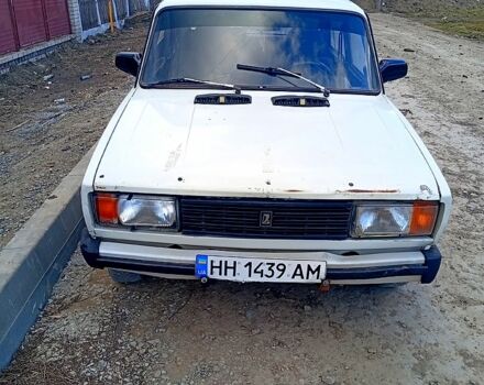 Белый ВАЗ 2105, объемом двигателя 1.5 л и пробегом 130 тыс. км за 650 $, фото 1 на Automoto.ua