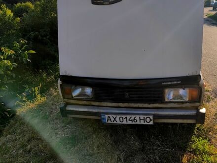 Білий ВАЗ 2105, об'ємом двигуна 1.5 л та пробігом 0 тис. км за 300 $, фото 1 на Automoto.ua