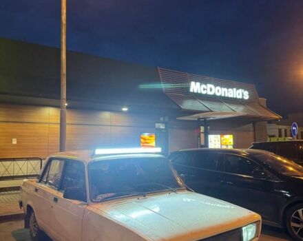 Белый ВАЗ 2105, объемом двигателя 1.5 л и пробегом 90 тыс. км за 571 $, фото 1 на Automoto.ua