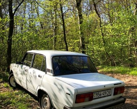 Белый ВАЗ 2105, объемом двигателя 15 л и пробегом 125 тыс. км за 799 $, фото 1 на Automoto.ua
