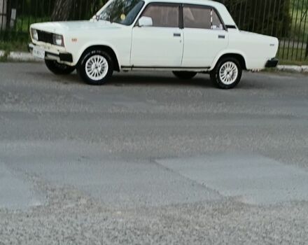 Белый ВАЗ 2105, объемом двигателя 0 л и пробегом 95 тыс. км за 1200 $, фото 1 на Automoto.ua