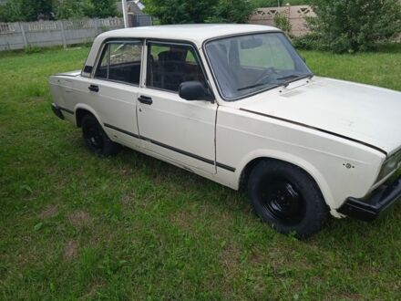 Білий ВАЗ 2105, об'ємом двигуна 1.6 л та пробігом 200 тис. км за 462 $, фото 1 на Automoto.ua
