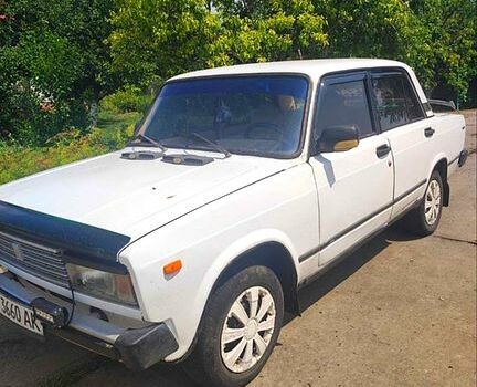 Білий ВАЗ 2105, об'ємом двигуна 1.4 л та пробігом 46 тис. км за 720 $, фото 1 на Automoto.ua