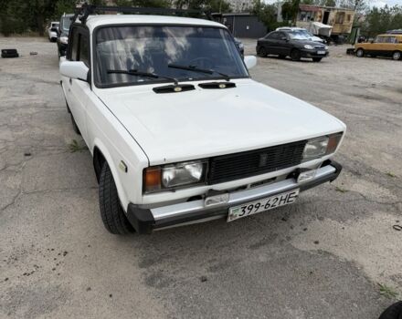 Білий ВАЗ 2105, об'ємом двигуна 1.5 л та пробігом 100 тис. км за 1000 $, фото 1 на Automoto.ua