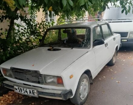 Білий ВАЗ 2105, об'ємом двигуна 0 л та пробігом 200 тис. км за 606 $, фото 1 на Automoto.ua