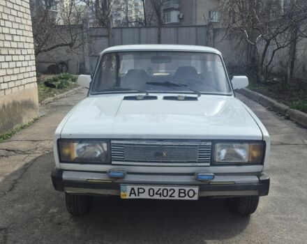 Белый ВАЗ 2105, объемом двигателя 0 л и пробегом 120 тыс. км за 1152 $, фото 1 на Automoto.ua