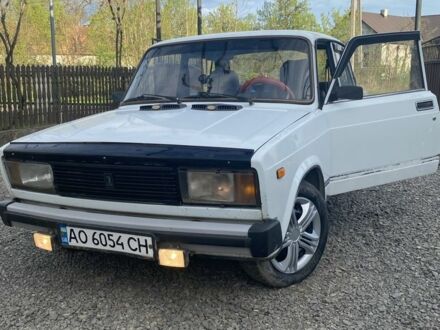 ВАЗ 2105 2003 в Хусте на Automoto.ua Белый ВАЗ 2105, объемом двигателя 1.5 л и пробегом 50 тыс. км за 600 $, фото 1 на Automoto.ua