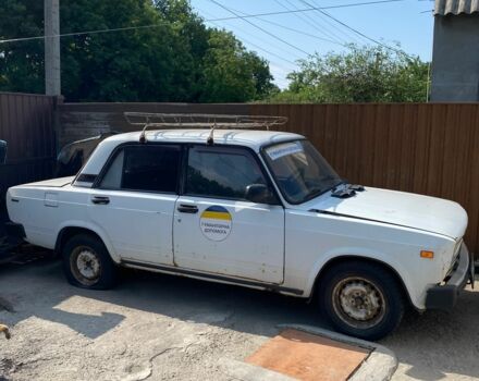 Белый ВАЗ 2105, объемом двигателя 0 л и пробегом 65 тыс. км за 484 $, фото 1 на Automoto.ua