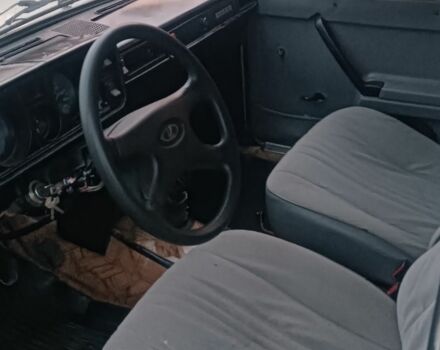 Бежевый ВАЗ 2105, объемом двигателя 1.5 л и пробегом 125 тыс. км за 537 $, фото 5 на Automoto.ua