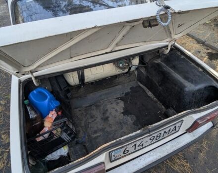 ВАЗ 2105 1998 в Черкассах на Automoto.ua Бежевый ВАЗ 2105, объемом двигателя 1.5 л и пробегом 100 тыс. км за 451 $, фото 6 на Automoto.ua