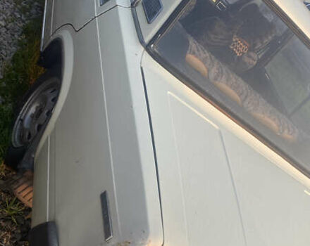 Бежевый ВАЗ 2105, объемом двигателя 1.3 л и пробегом 300 тыс. км за 600 $, фото 7 на Automoto.ua