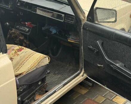 Бежевый ВАЗ 2105, объемом двигателя 0 л и пробегом 200 тыс. км за 968 $, фото 2 на Automoto.ua