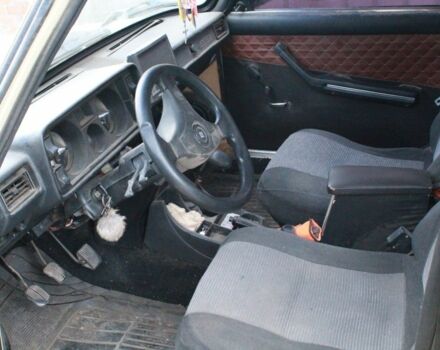 Бежевый ВАЗ 2105, объемом двигателя 1.3 л и пробегом 130 тыс. км за 520 $, фото 4 на Automoto.ua