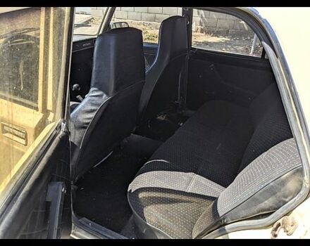 Бежевый ВАЗ 2105, объемом двигателя 1.3 л и пробегом 100 тыс. км за 600 $, фото 1 на Automoto.ua