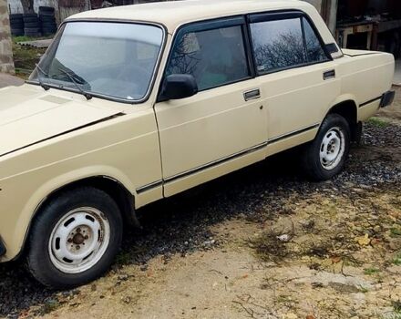 Бежевый ВАЗ 2105, объемом двигателя 1.3 л и пробегом 150 тыс. км за 600 $, фото 3 на Automoto.ua