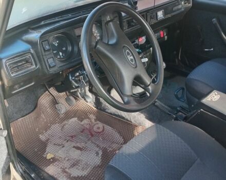 Бежевий ВАЗ 2105, об'ємом двигуна 0 л та пробігом 300 тис. км за 800 $, фото 3 на Automoto.ua