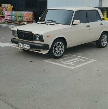 Бежевий ВАЗ 2105, об'ємом двигуна 1.5 л та пробігом 80 тис. км за 2000 $, фото 8 на Automoto.ua