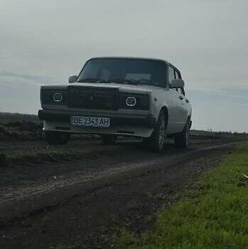 Бежевий ВАЗ 2105, об'ємом двигуна 1.5 л та пробігом 80 тис. км за 2000 $, фото 16 на Automoto.ua