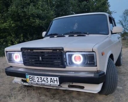 Бежевий ВАЗ 2105, об'ємом двигуна 1.5 л та пробігом 80 тис. км за 2000 $, фото 1 на Automoto.ua