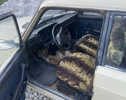 Бежевый ВАЗ 2105, объемом двигателя 1.2 л и пробегом 200 тыс. км за 500 $, фото 5 на Automoto.ua