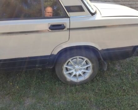 Бежевый ВАЗ 2105, объемом двигателя 1 л и пробегом 285 тыс. км за 1067 $, фото 3 на Automoto.ua