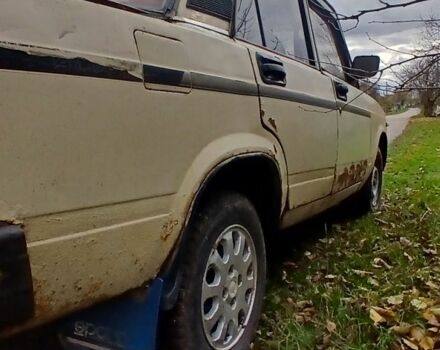 Бежевый ВАЗ 2105, объемом двигателя 0 л и пробегом 1000 тыс. км за 358 $, фото 3 на Automoto.ua