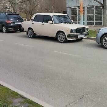 Бежевий ВАЗ 2105, об'ємом двигуна 1.5 л та пробігом 80 тис. км за 2000 $, фото 10 на Automoto.ua