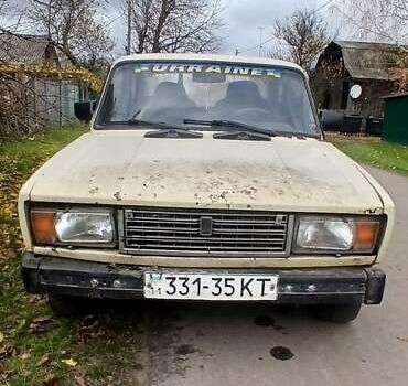 Бежевый ВАЗ 2105, объемом двигателя 0 л и пробегом 1000 тыс. км за 358 $, фото 4 на Automoto.ua