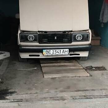 Бежевий ВАЗ 2105, об'ємом двигуна 1.5 л та пробігом 80 тис. км за 2000 $, фото 9 на Automoto.ua