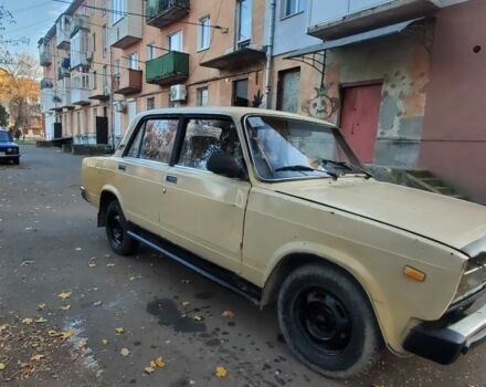 Бежевый ВАЗ 2105, объемом двигателя 5 л и пробегом 12 тыс. км за 323 $, фото 2 на Automoto.ua